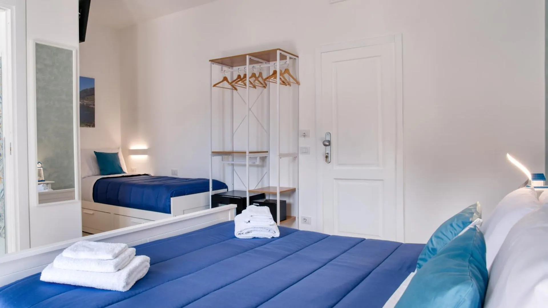 Vista Mare Rooms Isola delle Femmine Bed & Breakfast