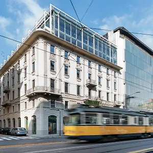 bloom-hotel-milano.italymilanhotels.net/